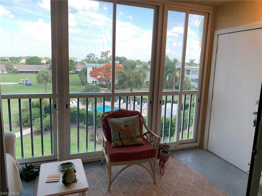 SEVEN LAKES - Residential