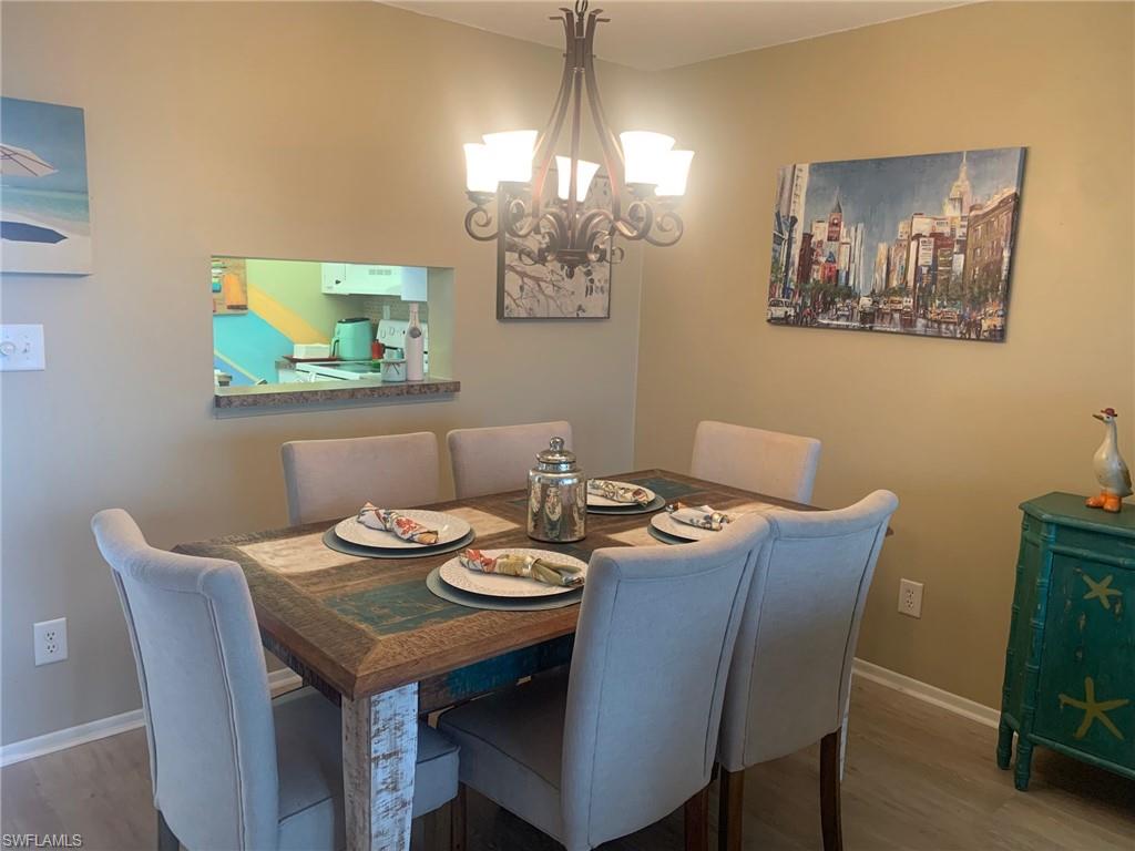 SEVEN LAKES - Residential