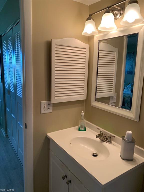 SEVEN LAKES - Residential