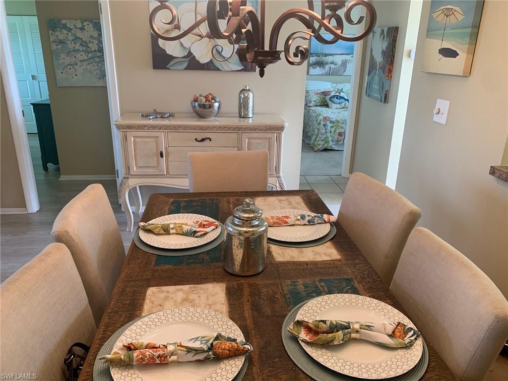 SEVEN LAKES - Residential