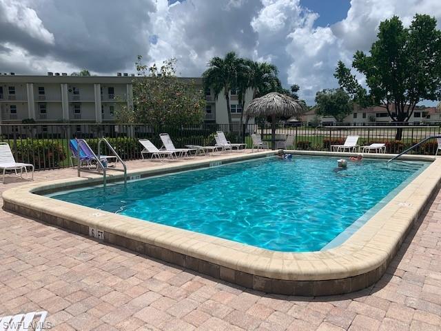 SEVEN LAKES - Residential