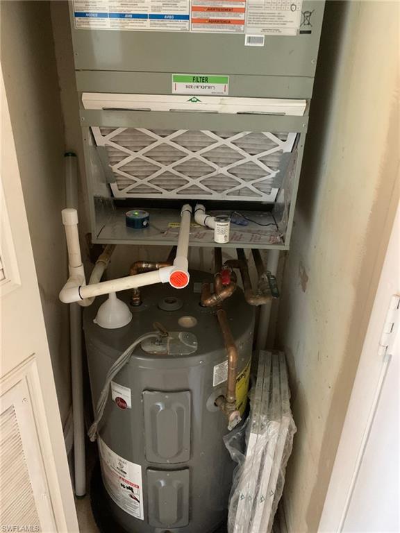 SEVEN LAKES - Residential