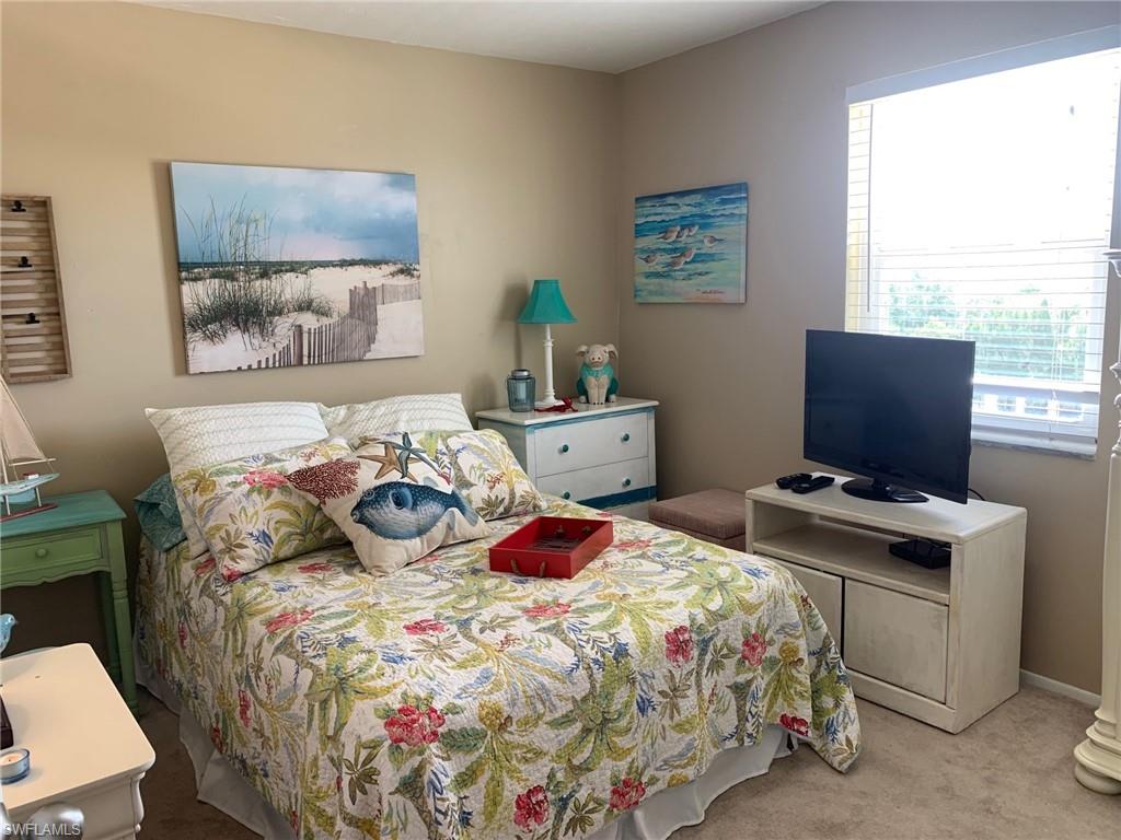 SEVEN LAKES - Residential