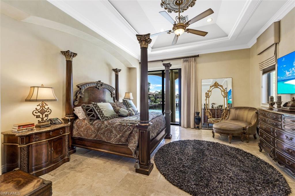 MARCO BEACH - Residential