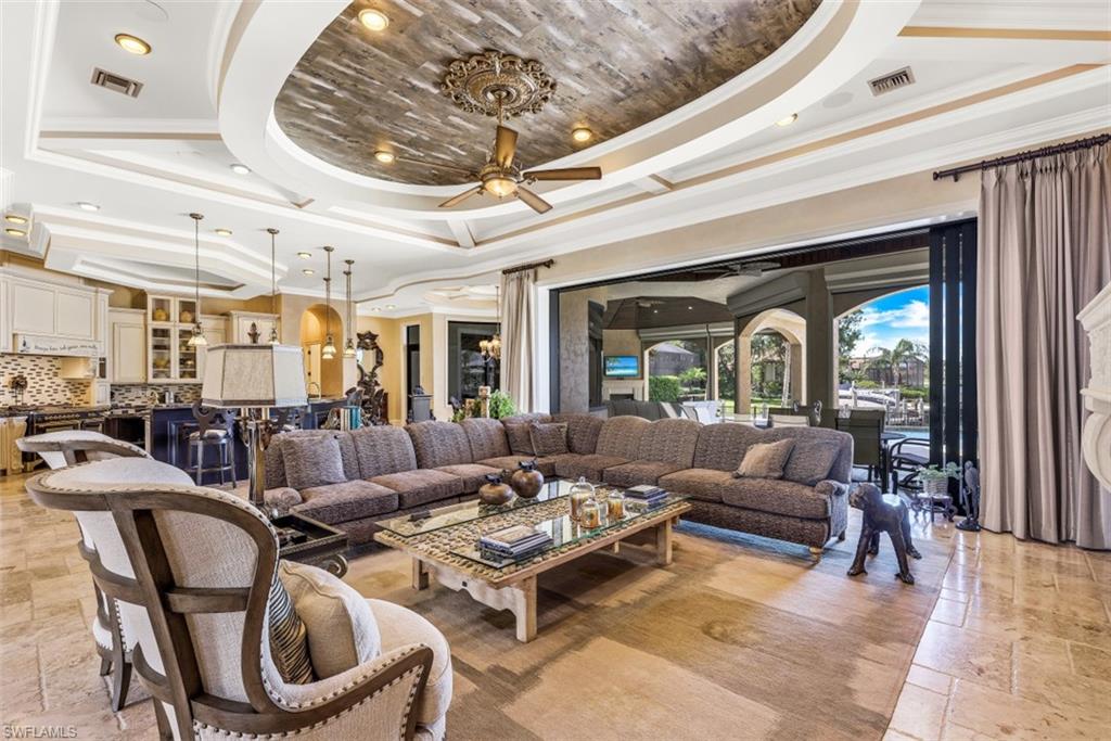 MARCO BEACH - Residential