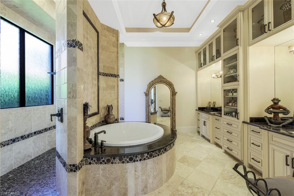 MARCO BEACH - Residential