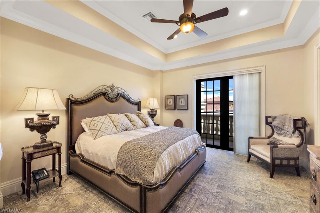 MARCO BEACH - Residential