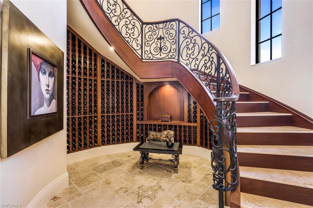 MARCO BEACH - Residential