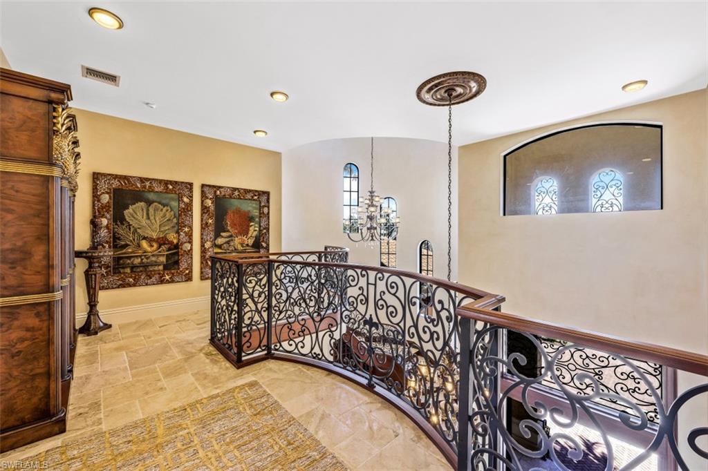 MARCO BEACH - Residential