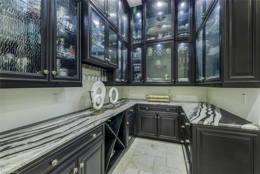 MARCO BEACH - Residential