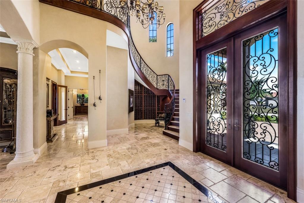 MARCO BEACH - Residential