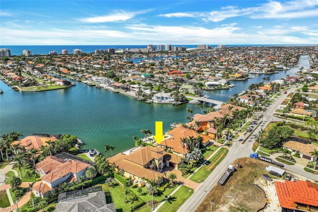 MARCO BEACH - Residential