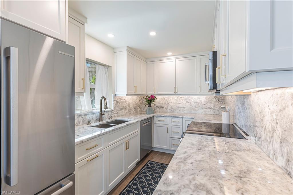 PORT AU VILLA - Residential