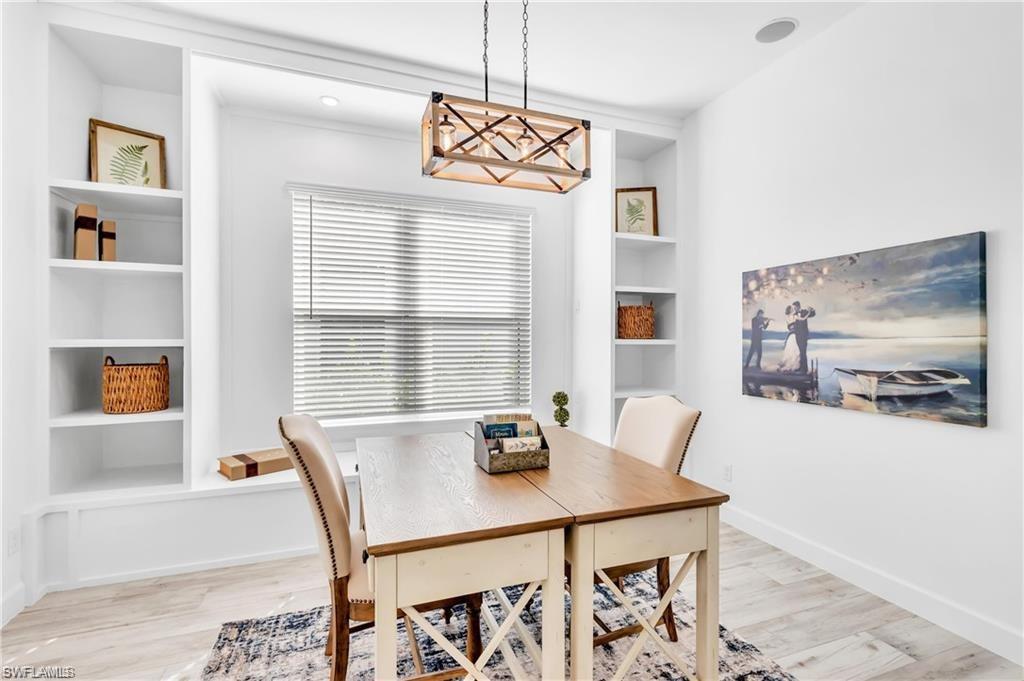 ESPLANADE - Residential Lease