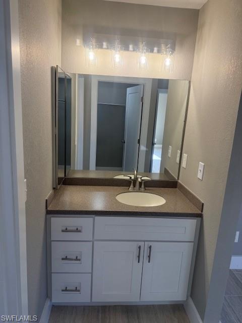 ROYAL WOODS - Residential