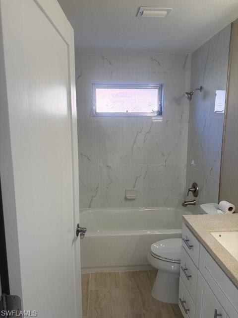 ROYAL WOODS - Residential