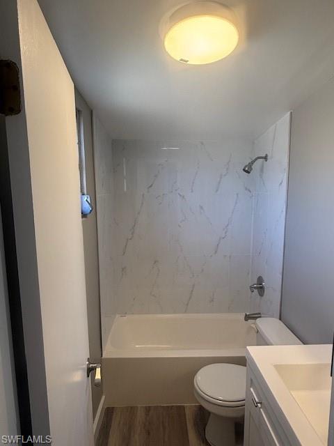 ROYAL WOODS - Residential