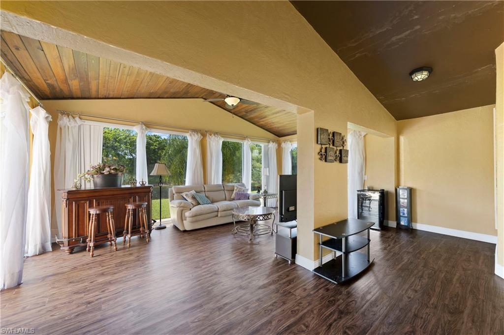 STONEYBROOK - Residential