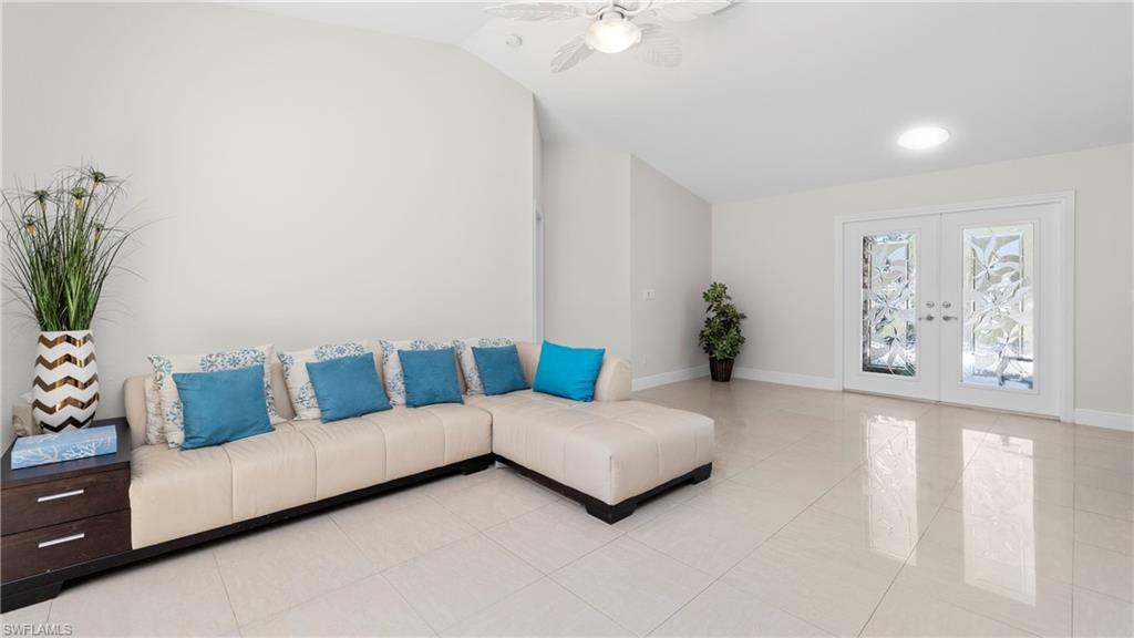 GOLDEN GATE ESTATES - Residential