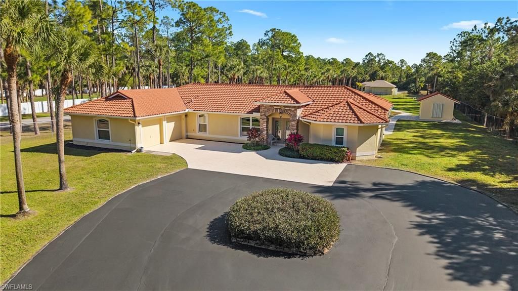 Photo of 1580 16th ST NE, NAPLES, FL 34120 (MLS # 226003591)