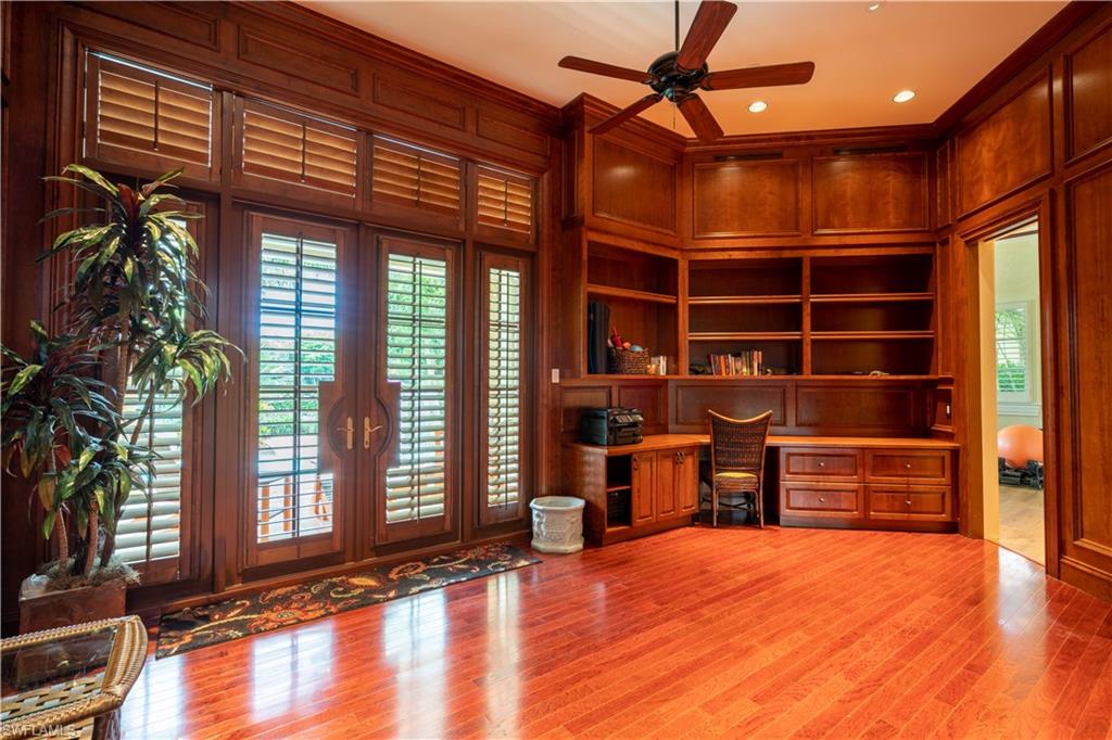 ESTATES AT BAY COLONY GOLF CLUB - Residential