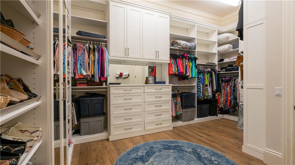 ESTATES AT BAY COLONY GOLF CLUB - Residential