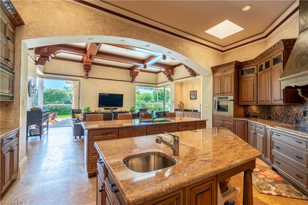 ESTATES AT BAY COLONY GOLF CLUB - Residential