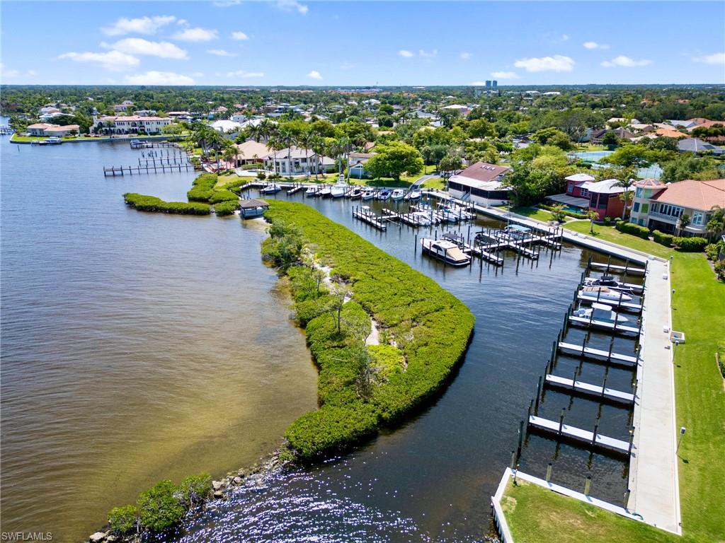 CALOOSA YACHT & RACQUET CLUB - Residential