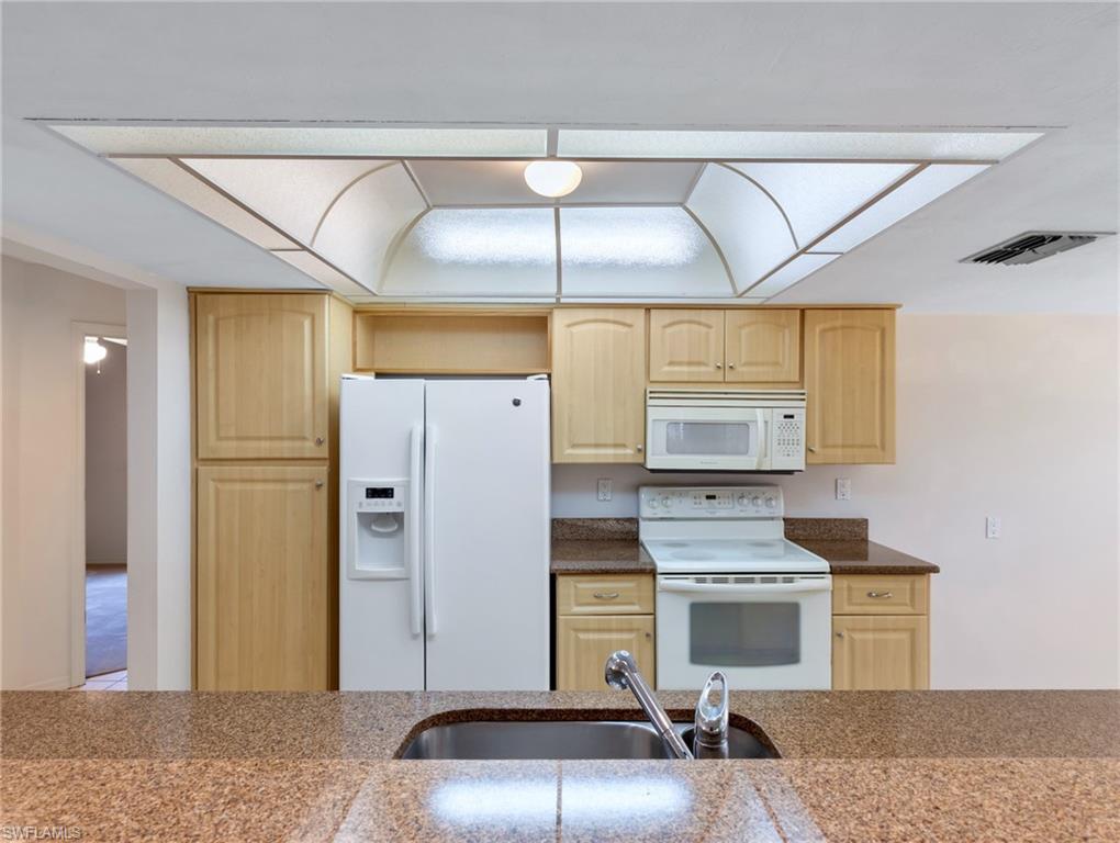 CALOOSA YACHT & RACQUET CLUB - Residential