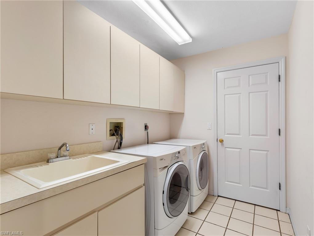 CALOOSA YACHT & RACQUET CLUB - Residential