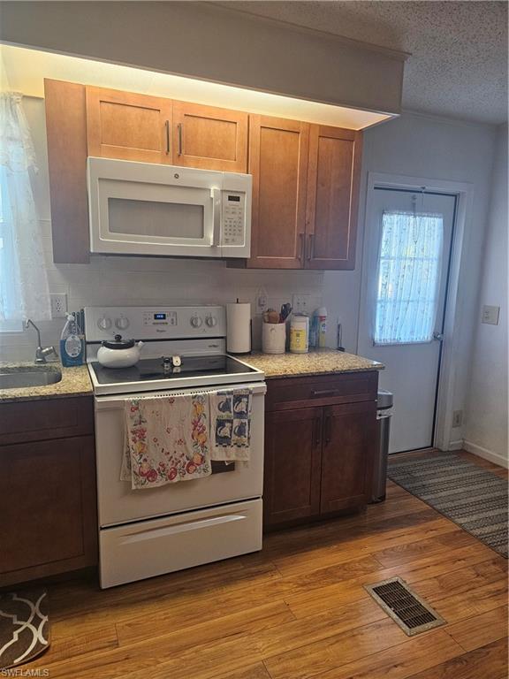 OAK PARK VILLAGE CO-OP INC - Residential