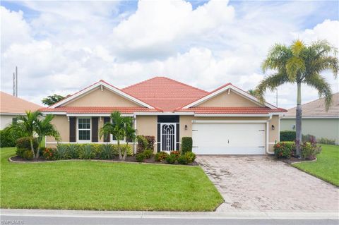 3055 Apple Blossom DR ALVA FL 33920