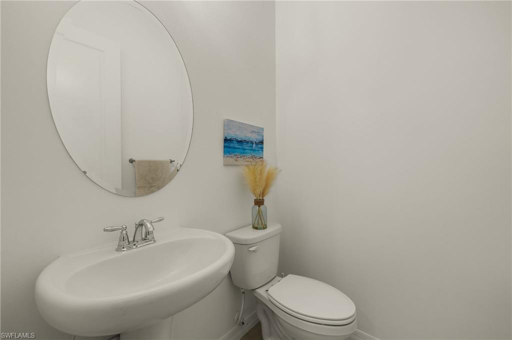 SAVANNAH LAKES - Residential