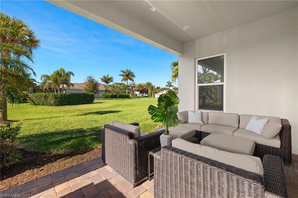 SAVANNAH LAKES - Residential