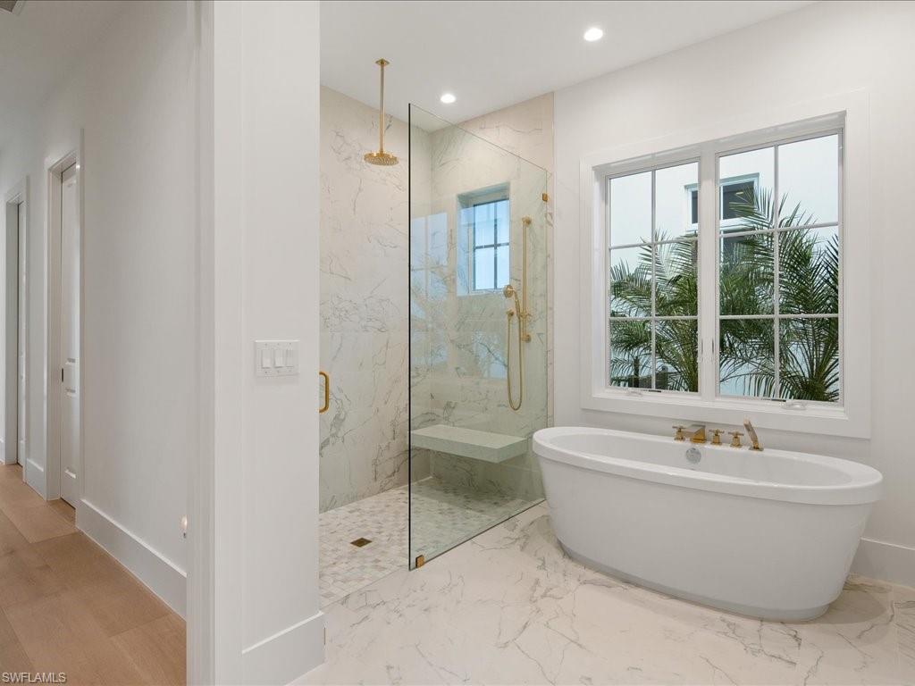 MANGROVE BAY - Residential