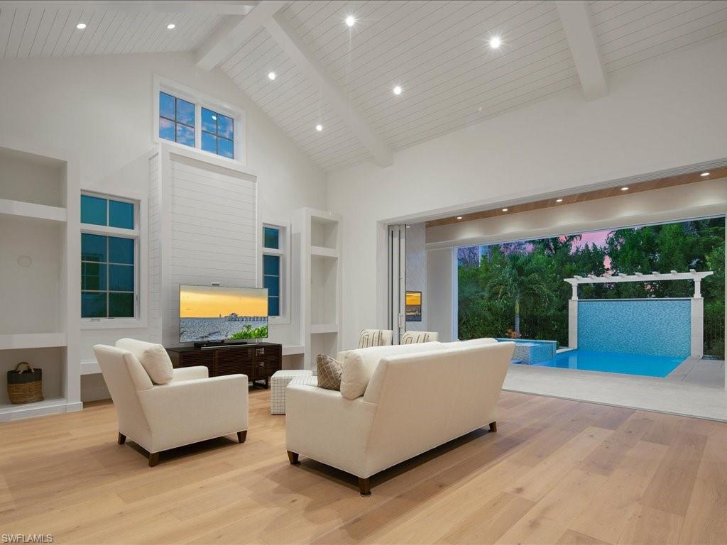 MANGROVE BAY - Residential