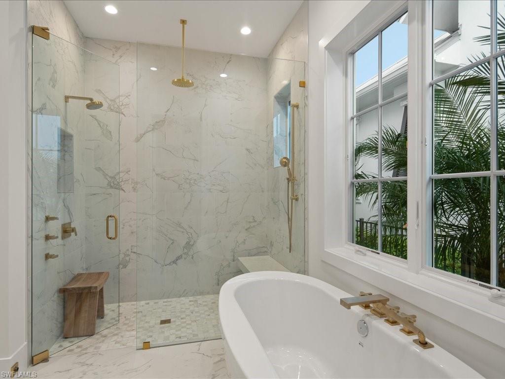 MANGROVE BAY - Residential