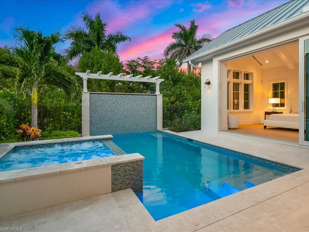 MANGROVE BAY - Residential