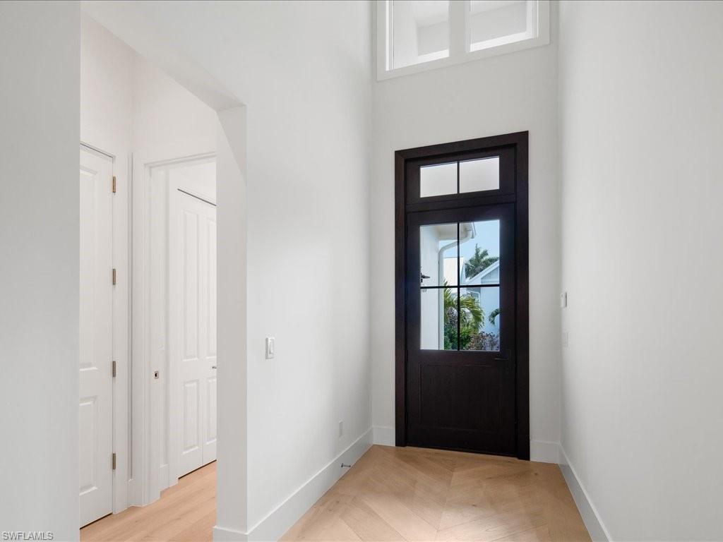 MANGROVE BAY - Residential