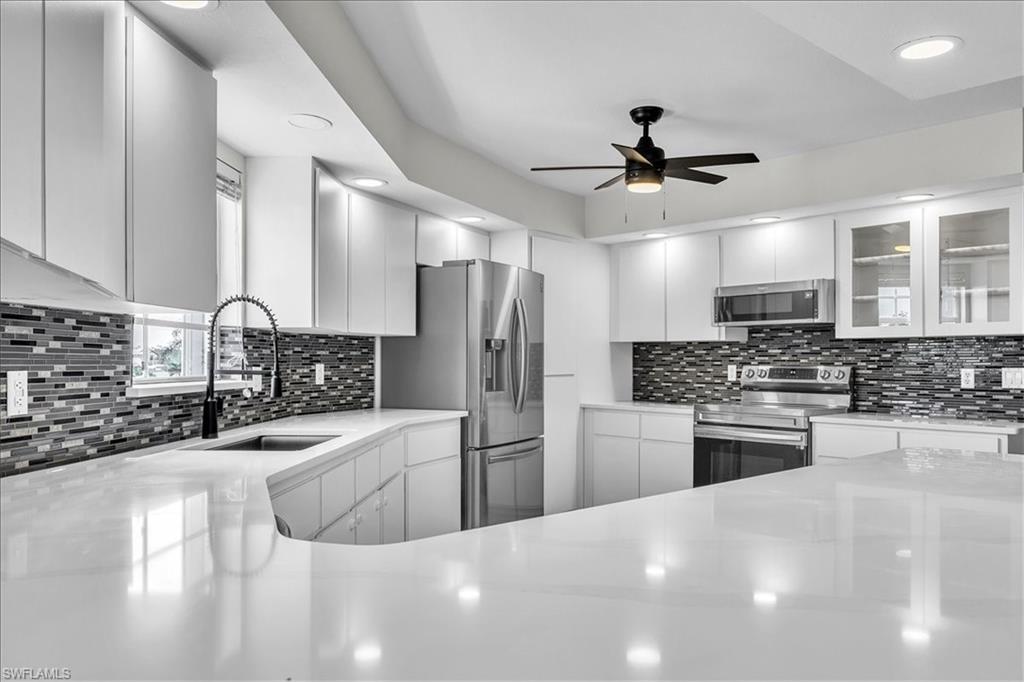 PIRATE HARBOR - Residential