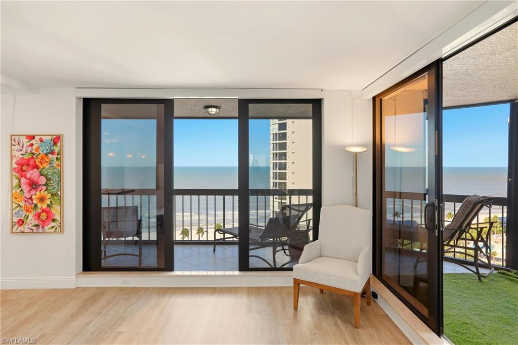 ESPLANADE CLUB - Residential