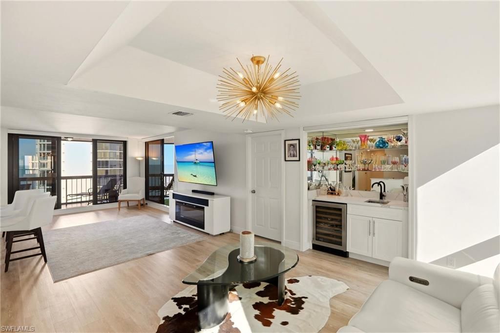 Photo of 4551 Gulf Shore BLVD N #1500, NAPLES, FL 34103 (MLS # 226004160)