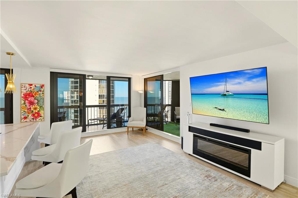 ESPLANADE CLUB - Residential