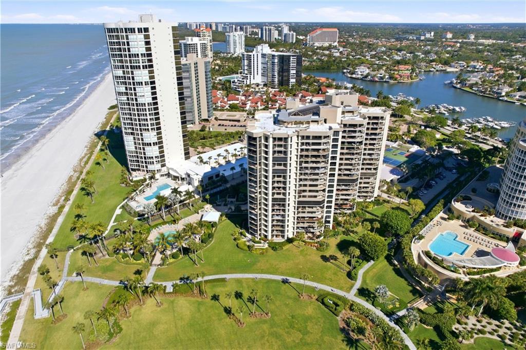 ESPLANADE CLUB - Residential