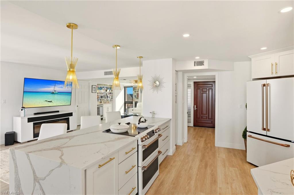 ESPLANADE CLUB - Residential