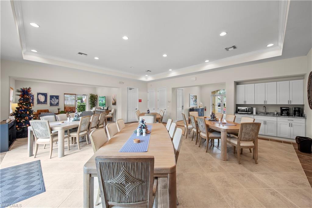 GULF REFLECTIONS - Residential Lease