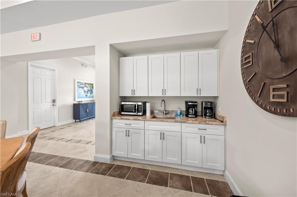 GULF REFLECTIONS - Residential Lease