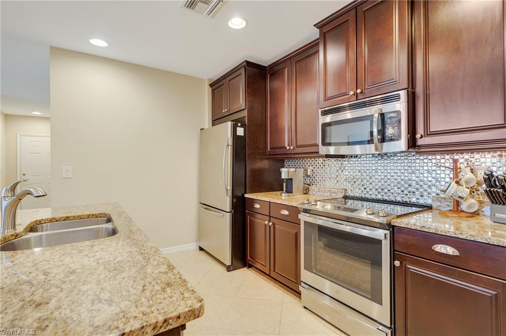 MIRASOL AT COCONUT POINT - Residential