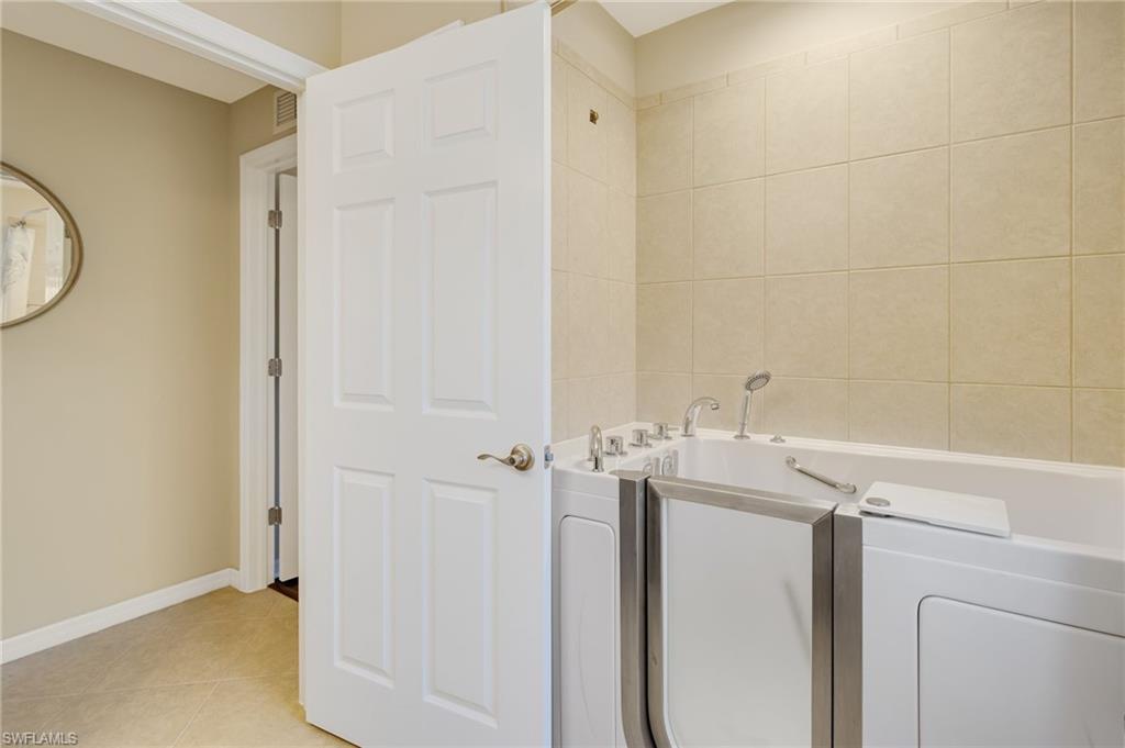 MIRASOL AT COCONUT POINT - Residential