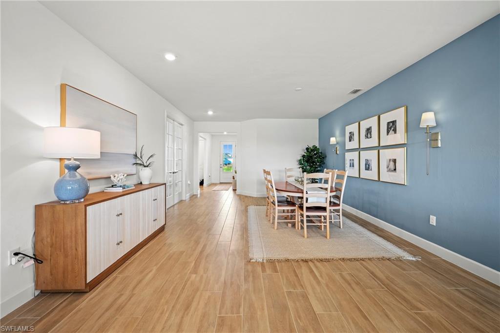 NORTHRIDGE - Residential